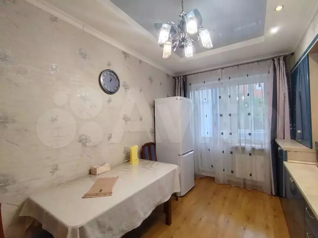 1-к. квартира, 50 м, 2/5 эт. - Фото 1