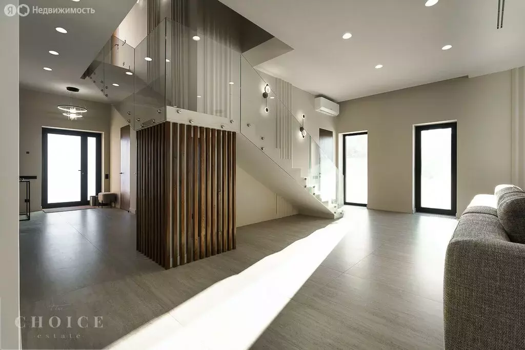 Дом в деревня Покровское, КП Новорижский (385 м) - Фото 1