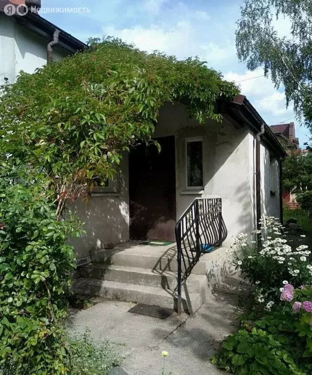 Дом в микрорайон Чкаловск, улица Лейтенанта Калинина (97 м) - Фото 0