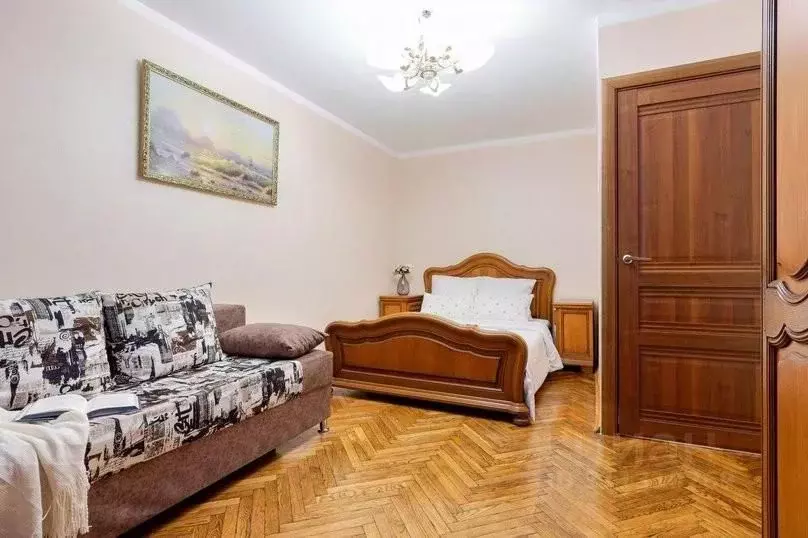 1-к кв. Санкт-Петербург 8-я Васильевского острова линия, 57 (30.0 м) - Фото 1