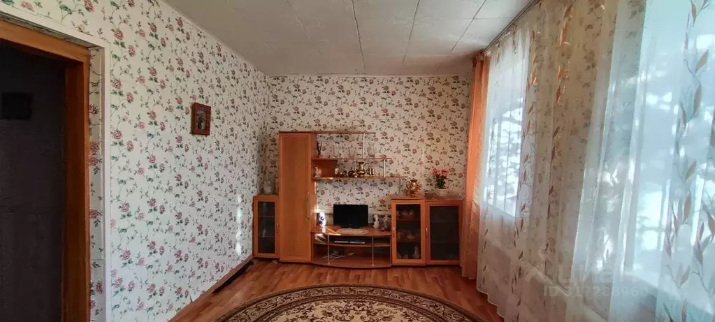 Дом в Оренбургская область, Новосергиевский район, с. Старая Белогорка ... - Фото 1