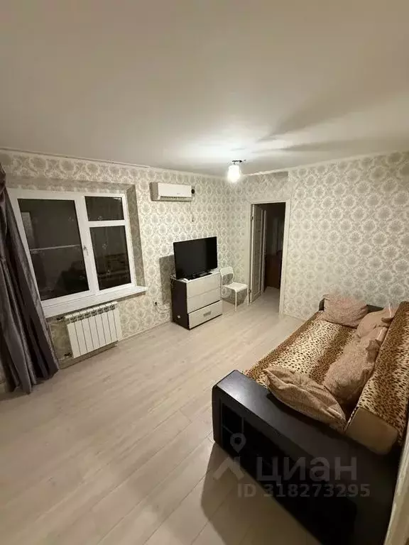 1-к кв. Краснодарский край, Сочи Гагарина мкр, ул. Красноармейская, 7А ... - Фото 0