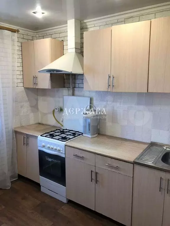 1-к. квартира, 39 м, 6/9 эт. - Фото 0
