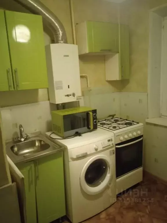 1-к кв. Нижегородская область, Нижний Новгород ул. Адмирала Васюнина, ... - Фото 0