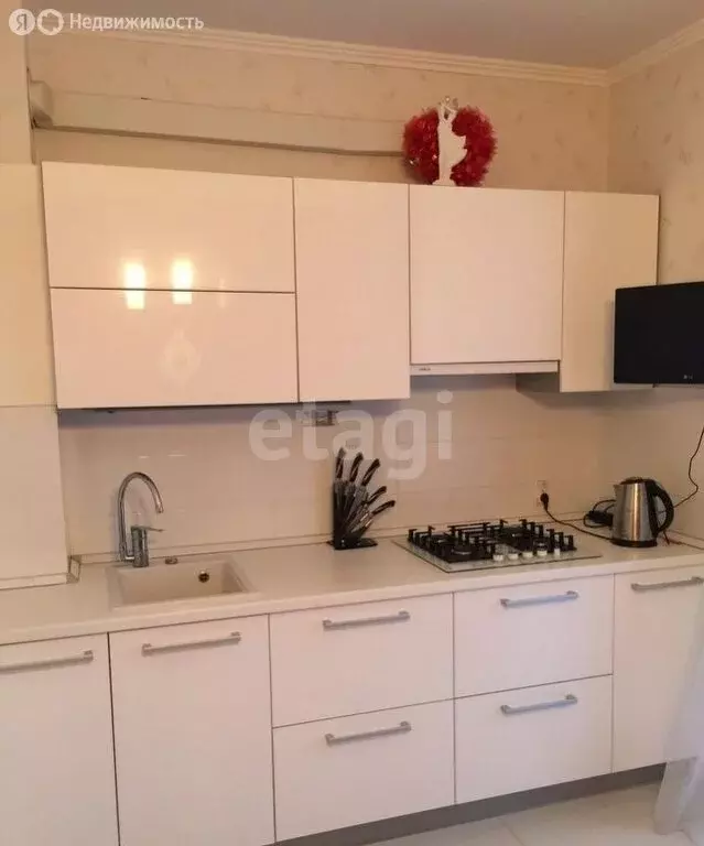 1-комнатная квартира: Калининград, улица Николая Карамзина, 4 (40 м) - Фото 1