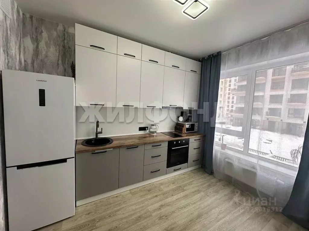 1-к кв. Алтайский край, Барнаул ул. Сергея Семенова, 27 (36.6 м) - Фото 2