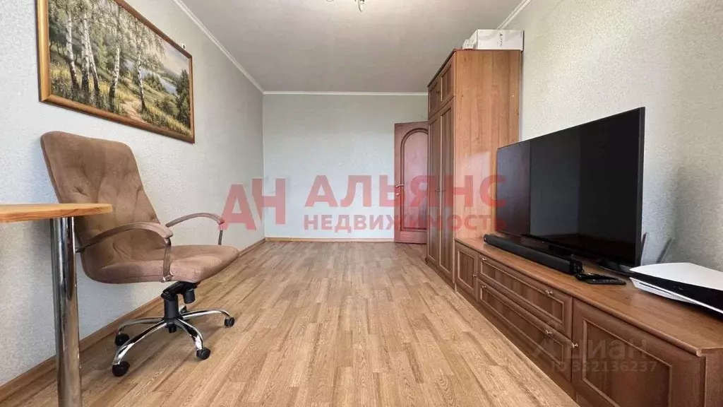 3-к кв. Самарская область, Самара ул. Тополей, 3 (78.6 м) - Фото 2