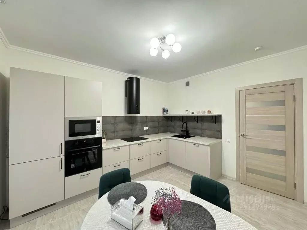 3-к кв. Москва Онежская ул., 31к1 (92.0 м) - Фото 1