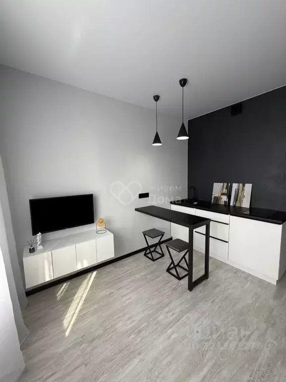 Студия Волгоградская область, Волгоград ул. Степанищева, 4 (22.0 м) - Фото 1