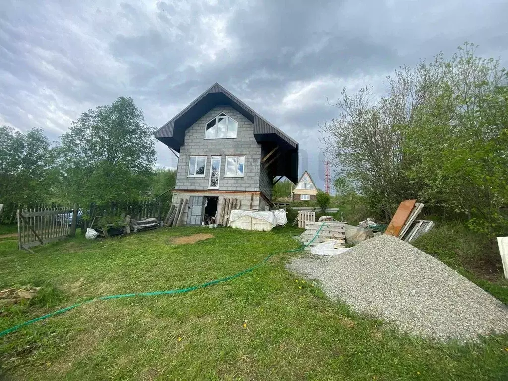 Дом в Свердловская область, Верхний Тагил ул. Горького, 57 (61 м) - Фото 2