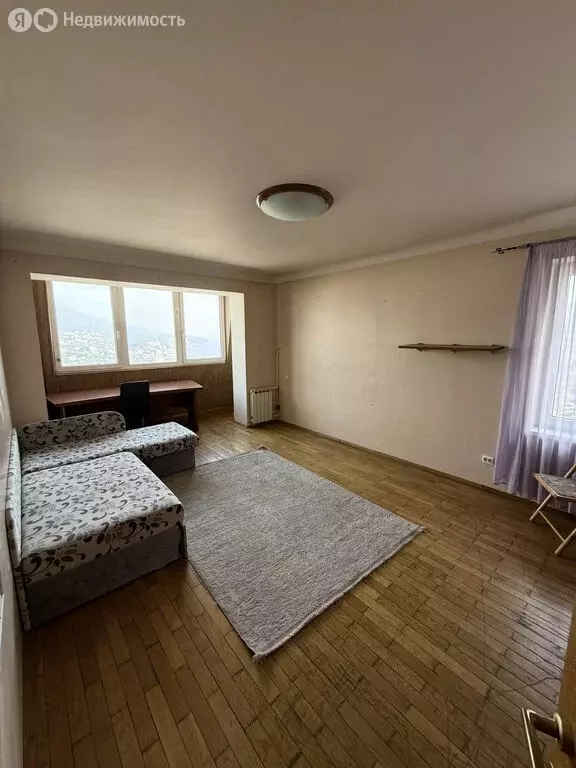 4-комнатная квартира: Республика Крым, муниципальный округ Ялта, ... - Фото 1