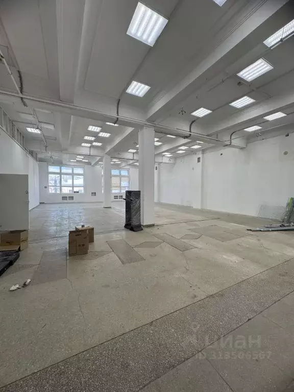 Торговая площадь в Кировская область, Киров ул. Ленина, 79А (300 м) - Фото 1