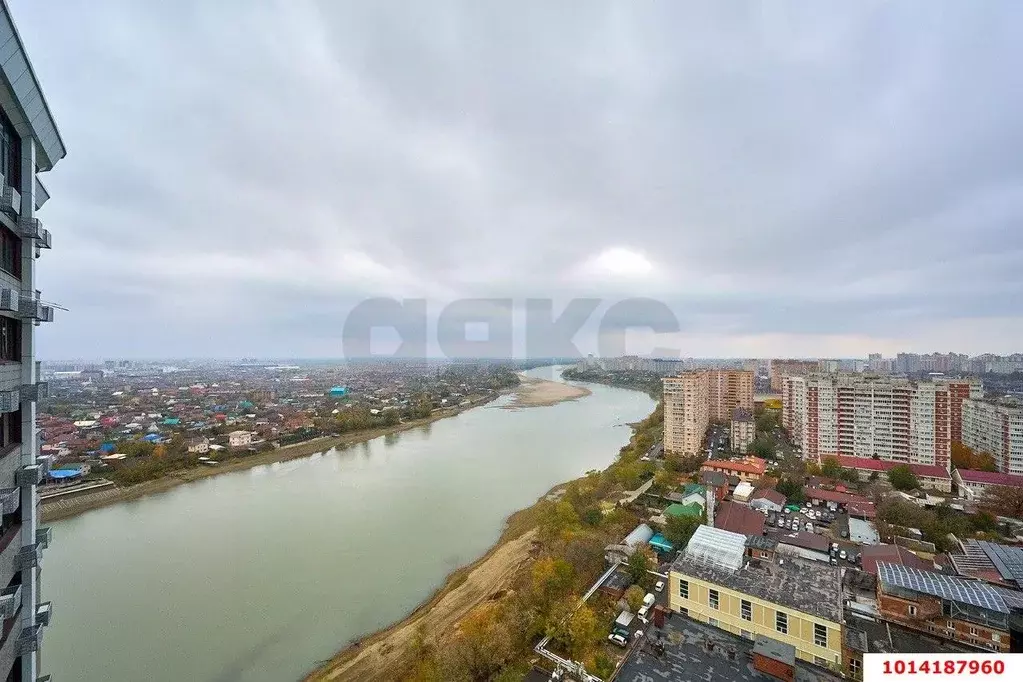 3-к кв. Краснодарский край, Краснодар ул. Кожевенная (110.0 м) - Фото 0