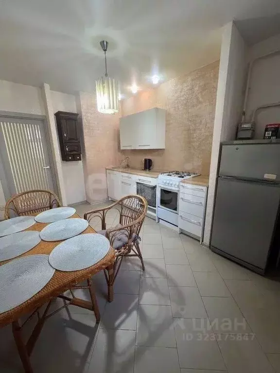 2-к кв. Севастополь просп. Античный, 10 (67.4 м) - Фото 1