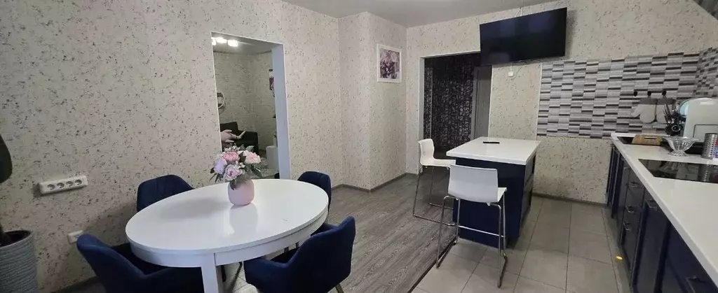 3-к кв. Московская область, Люберцы Красная Горка мкр, просп. ... - Фото 1