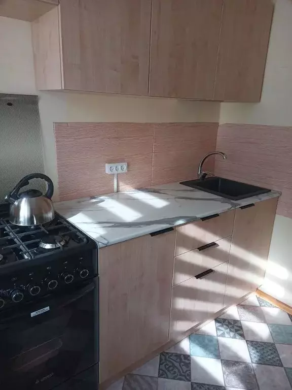 1-к кв. Удмуртия, Ижевск Пушкинская ул., 236 (30.0 м) - Фото 1