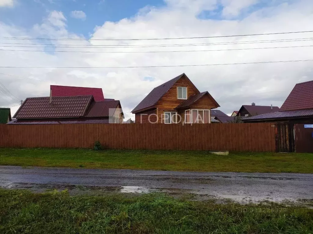 Дом в Алтайский край, Барнаул городской округ, с. Гоньба ул. ... - Фото 0
