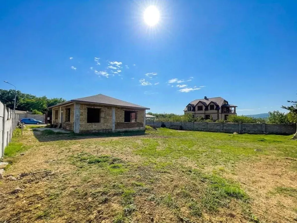 Дом в Севастополь с. Орлиное, ул. Владимира Высоцкого, 22 (116 м) - Фото 1