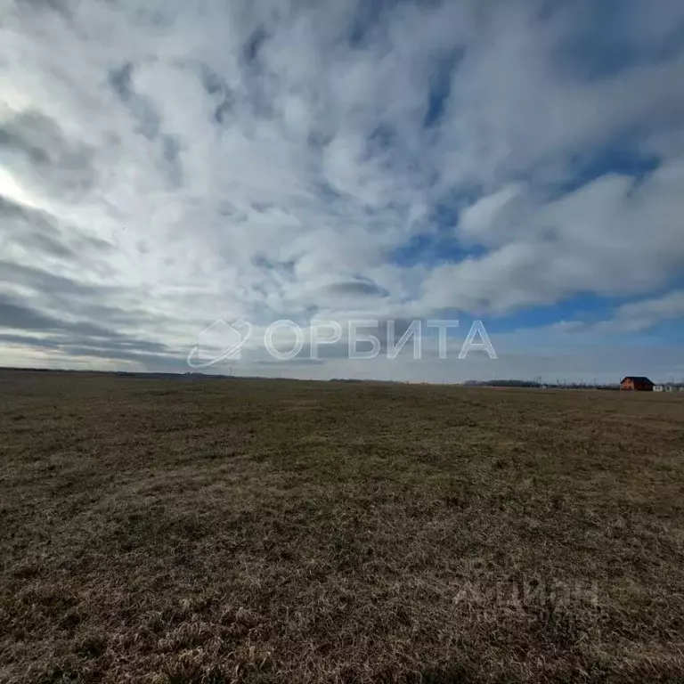 Участок в Тюменская область, Тюмень ул. Олега Антонова (6.0 сот.) - Фото 1