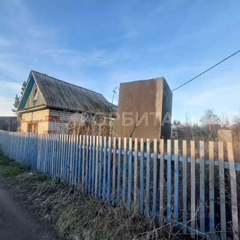 Дом в Тюменская область, Тюмень Плодовое СНТ, ул. Березовая (16 м) - Фото 1