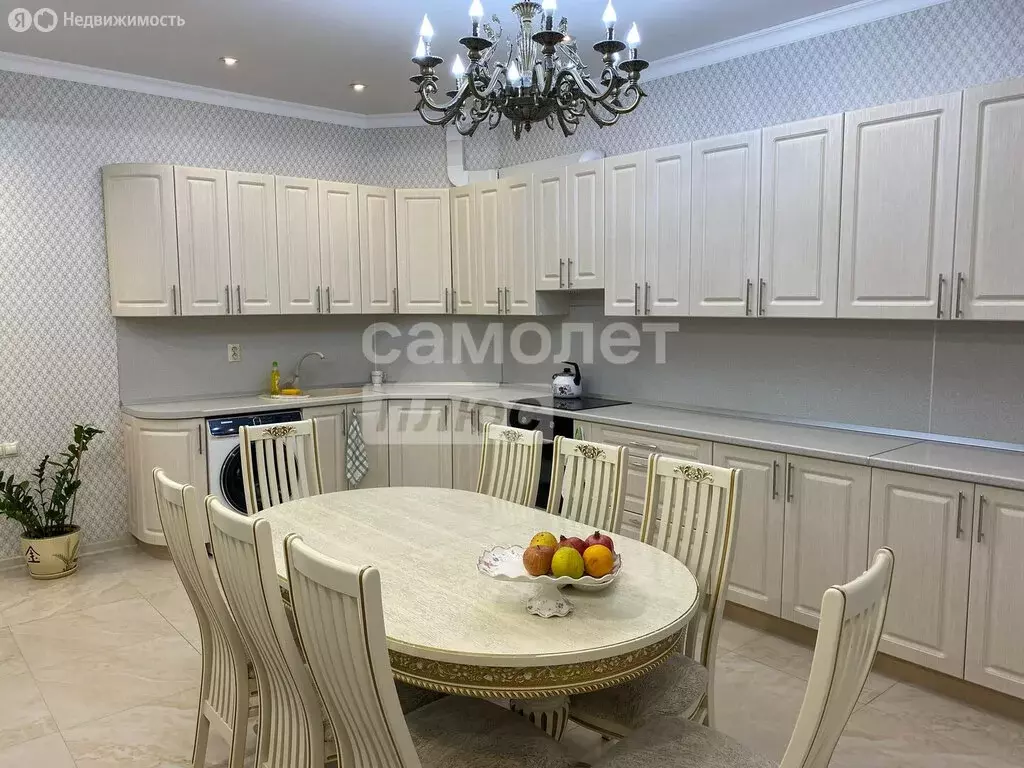 4-комнатная квартира: Ессентуки, Октябрьская улица, 337/3 (136 м) - Фото 2