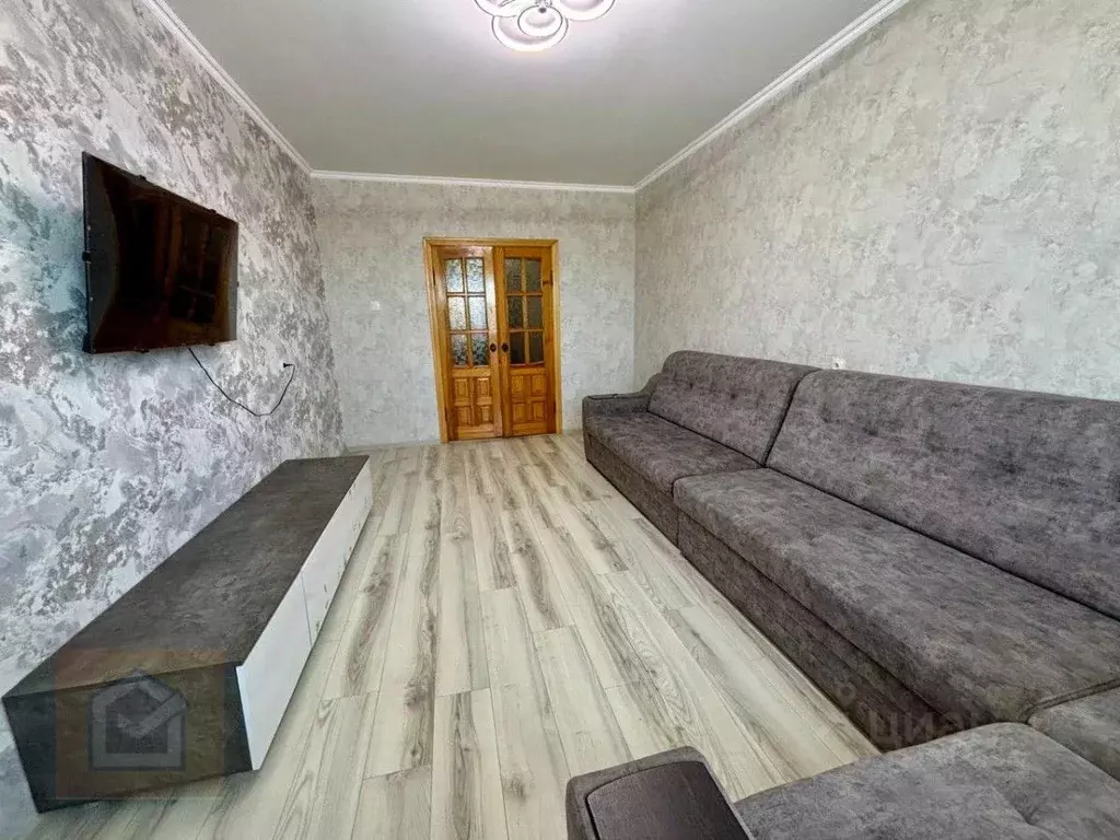 3-к кв. Крым, Симферополь ул. Ешиль Ада, 2 (73.0 м) - Фото 1