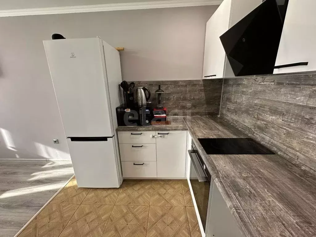 1-к кв. Тюменская область, Тюмень ул. Избышева, 6 (37.0 м) - Фото 1