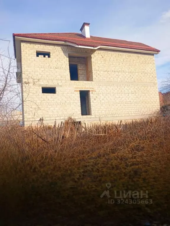 Дом в Кабардино-Балкария, Нальчик ул. Атажукина (416 м) - Фото 1