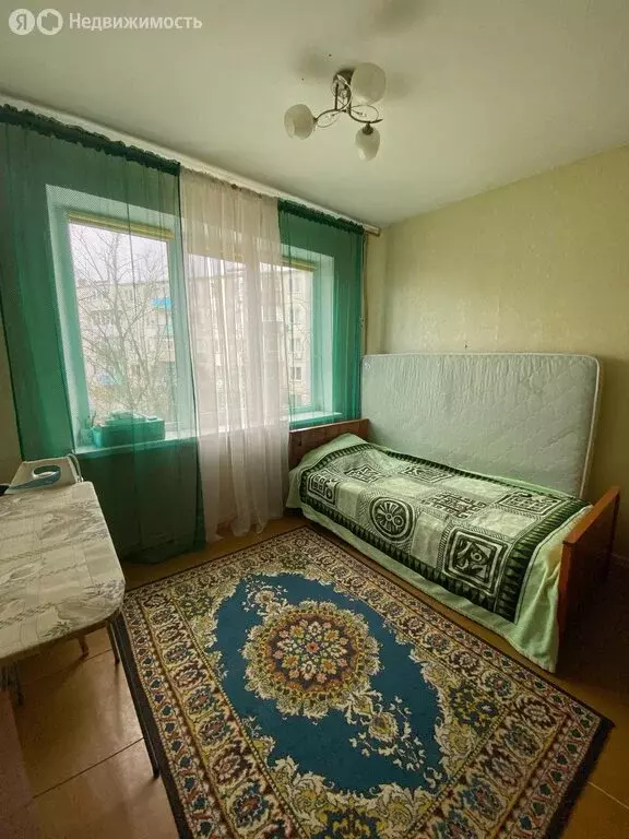 3-комнатная квартира: Керчь, улица Кирова, 83 (55 м) - Фото 1