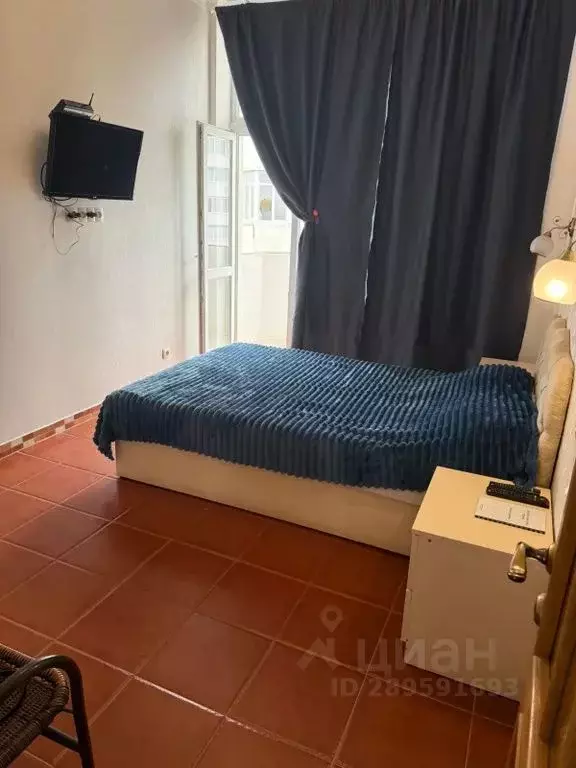 1-к кв. Крым, Феодосия наб. Черноморская, 1Б (30.0 м) - Фото 2