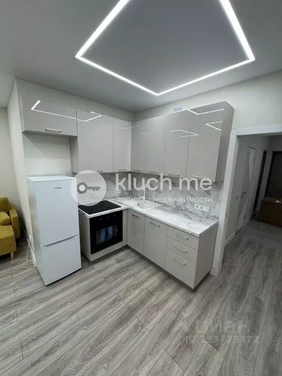 2-к кв. Татарстан, Казань ул. Вишневского, 57А (78.0 м) - Фото 2