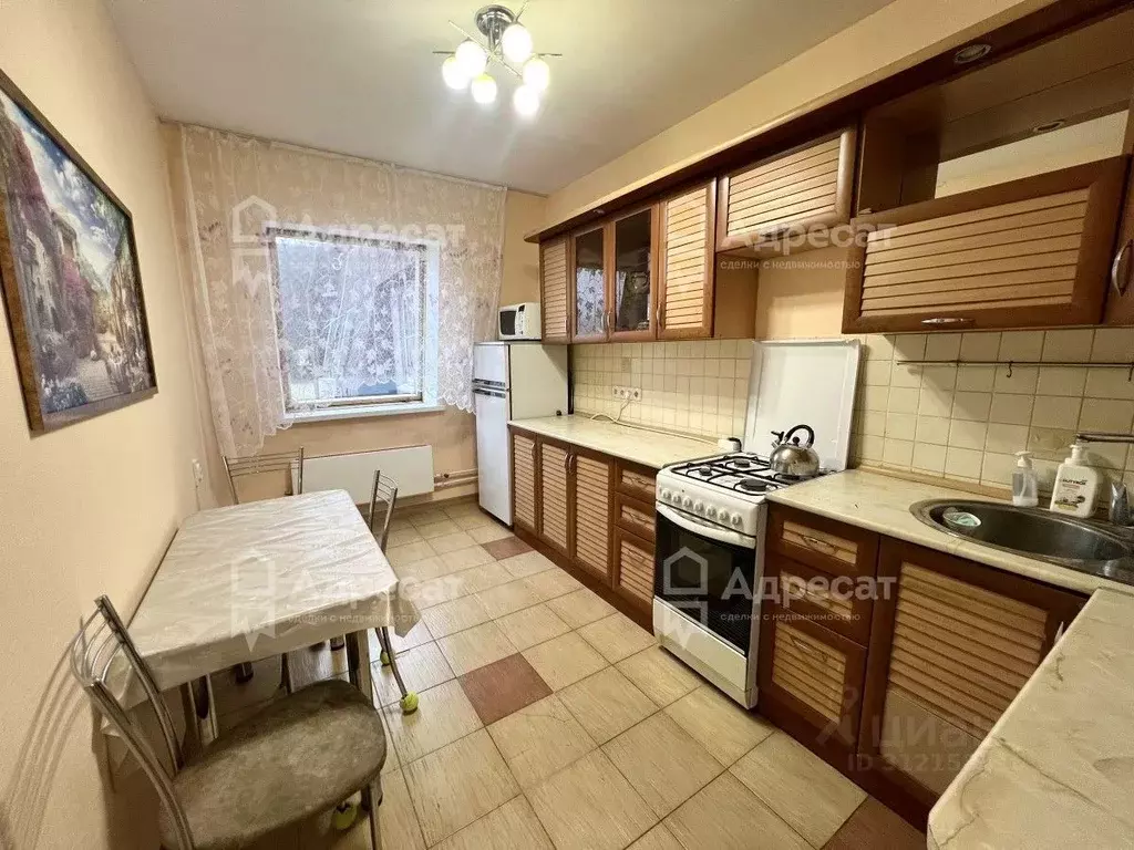 3-к кв. Волгоградская область, Волгоград ул. Таращанцев, 68а (88.0 м) - Фото 1