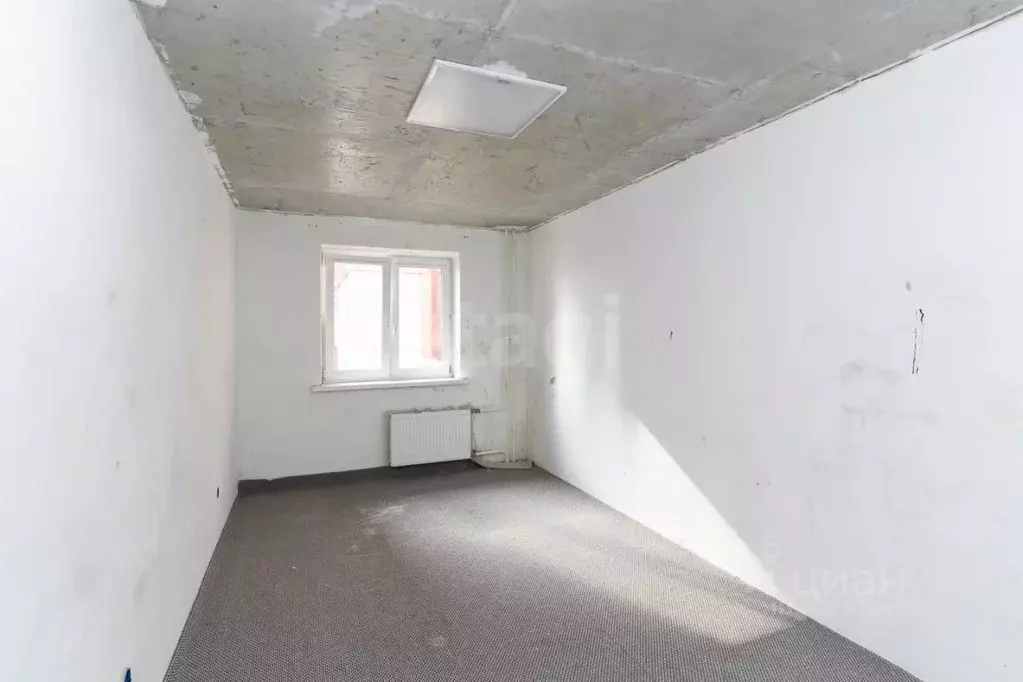 3-к кв. Тюменская область, Тюмень ул. Пермякова, 83к1 (84.9 м) - Фото 2