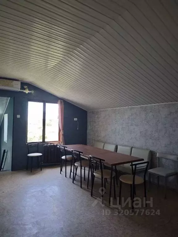 Дом в Крым, Евпатория городской округ, Заозерное пгт ул. Олега ... - Фото 1