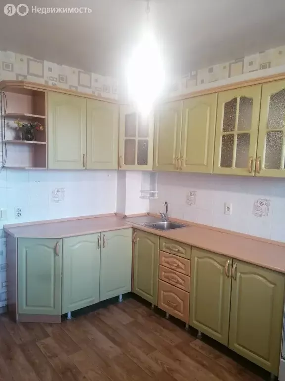 3-комнатная квартира: Киров, улица Андрея Упита, 5 (77 м) - Фото 1