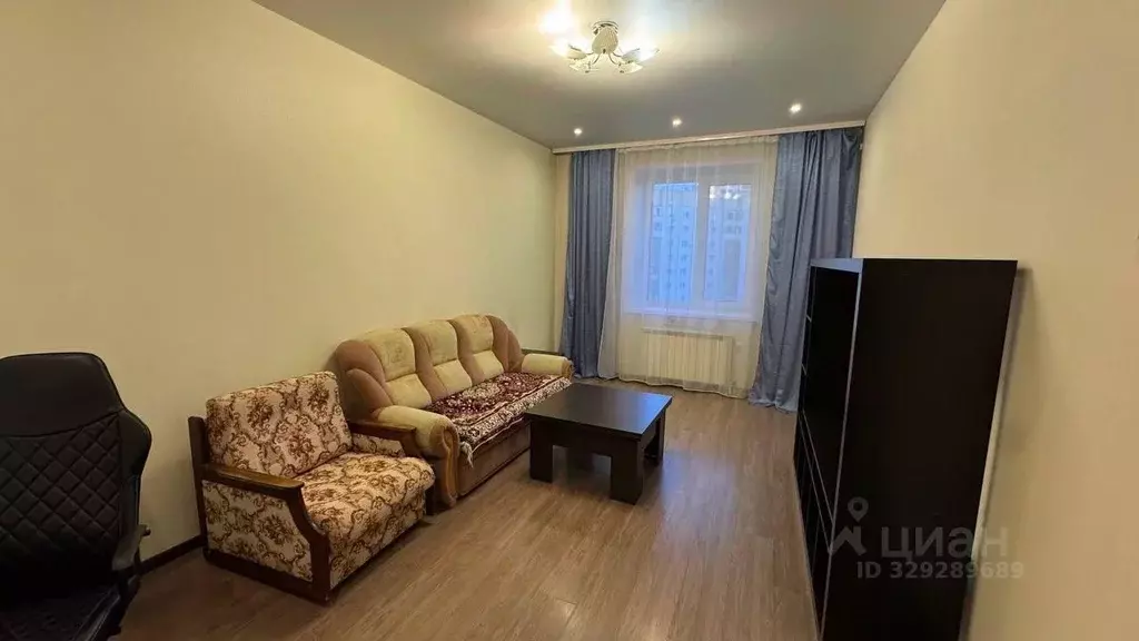 2-к кв. Омская область, Омск ул. Перелета, 27 (60.0 м) - Фото 1