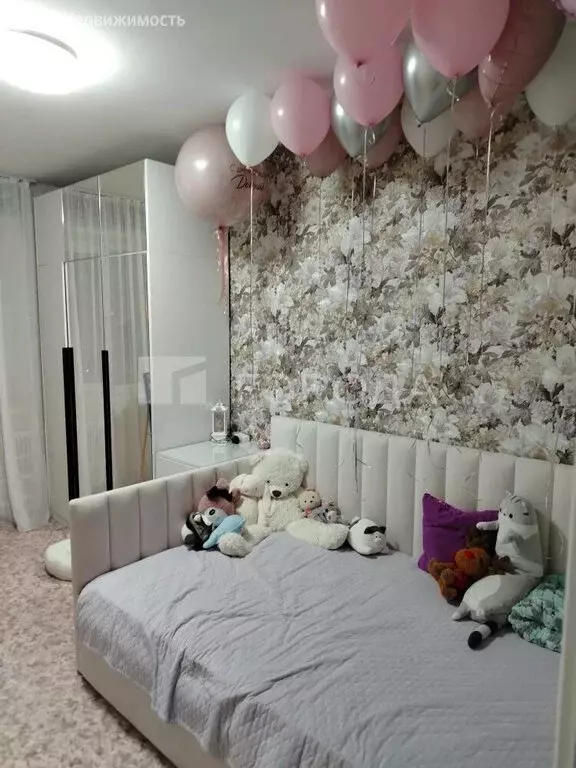 3-комнатная квартира: Барнаул, улица Шумакова, 63 (73 м) - Фото 1