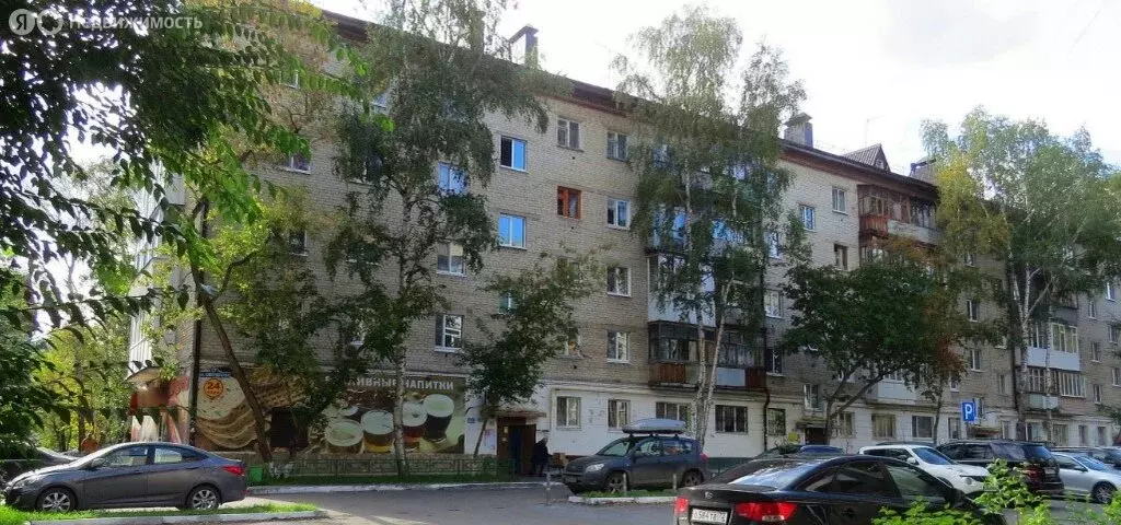 4-комнатная квартира: Тюмень, улица Свердлова, 57 (57.9 м) - Фото 1