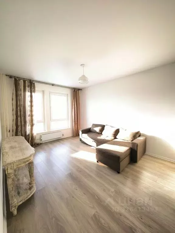 3-к кв. Москва Большая Очаковская ул., 2 (85.7 м) - Фото 1