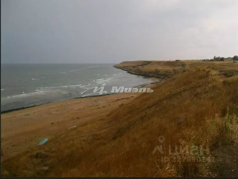 Участок в Крым, Ленинский район, Семисотское с/пос, с. Каменское  (6.0 ... - Фото 2