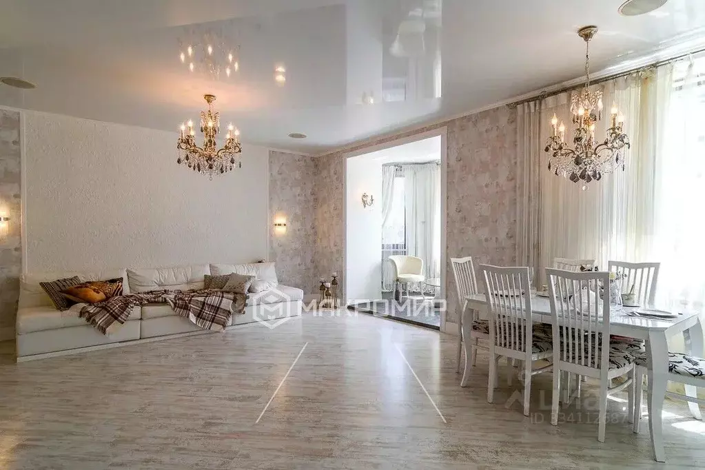 2-к кв. Татарстан, Казань ул. Сулеймановой, 3 (90.0 м) - Фото 1