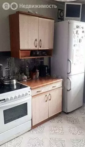 2-комнатная квартира: Иркутск, улица Ивана Кочубея, 17 (50 м) - Фото 1