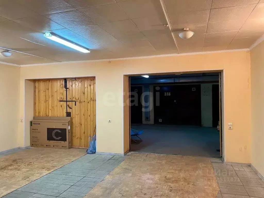 Гараж в Тюменская область, Тюмень ул. Максима Горького, 44 (19 м) - Фото 2