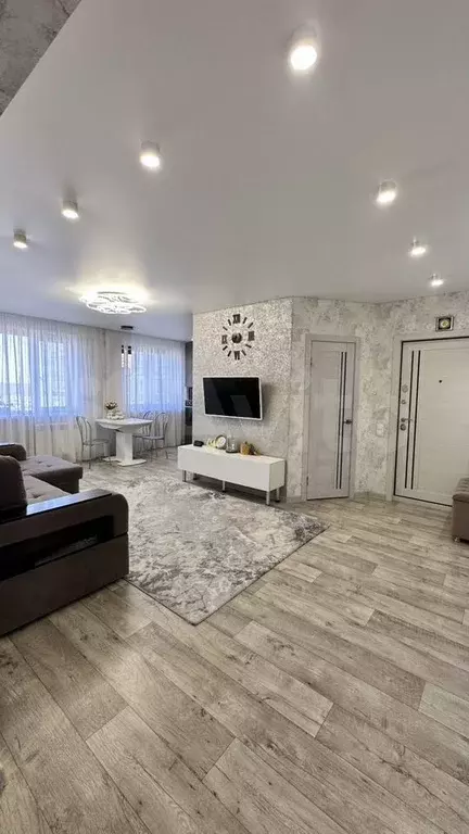 3-к. квартира, 67 м, 7/9 эт. - Фото 1
