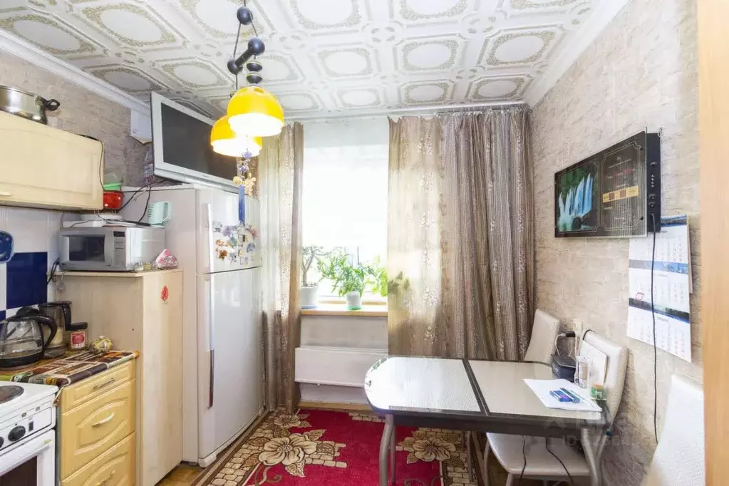 3-к кв. Тюменская область, Тюмень ул. Демьяна Бедного, 104 (65.0 м) - Фото 1