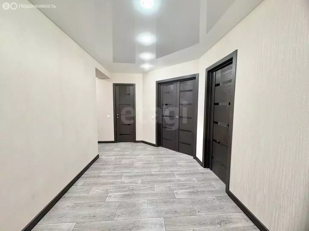 2-комнатная квартира: Йошкар-Ола, улица Петрова, 31 (69.2 м) - Фото 1