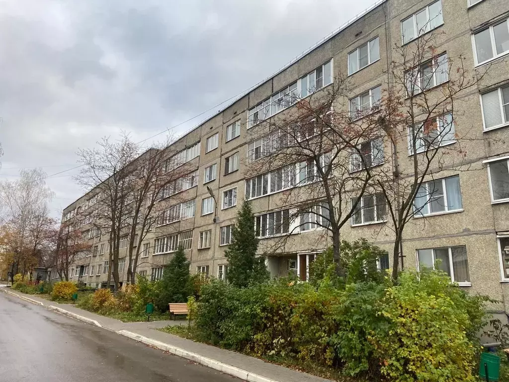 3-к кв. Чувашия, Канаш ул. Машиностроителей, 5 (68.4 м) - Фото 1