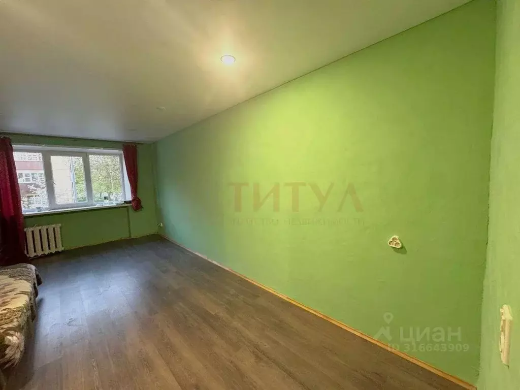 Комната Белгородская область, Старый Оскол Горняк мкр, 18 (10.0 м) - Фото 0