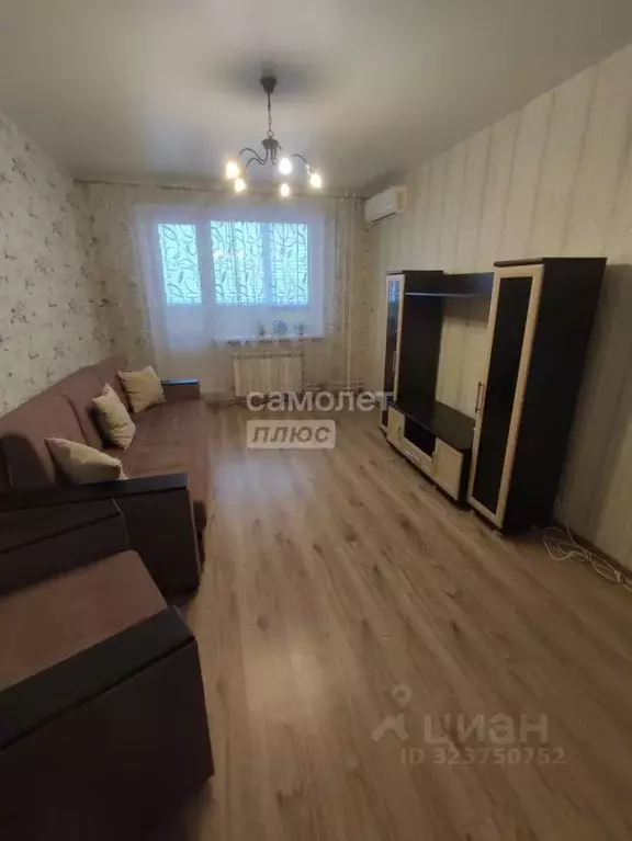 2-к кв. Волгоградская область, Волгоград ул. Янки Купалы, 60 (54.0 м) - Фото 1