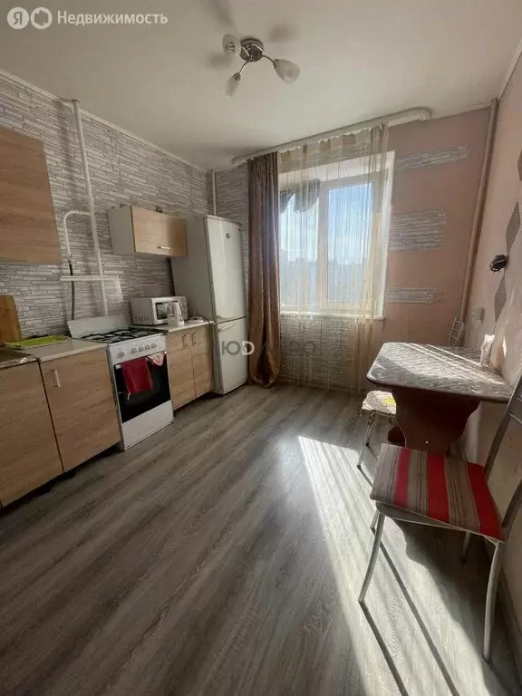 1-комнатная квартира: Уфа, улица Юрия Гагарина, 64 (31.7 м) - Фото 2